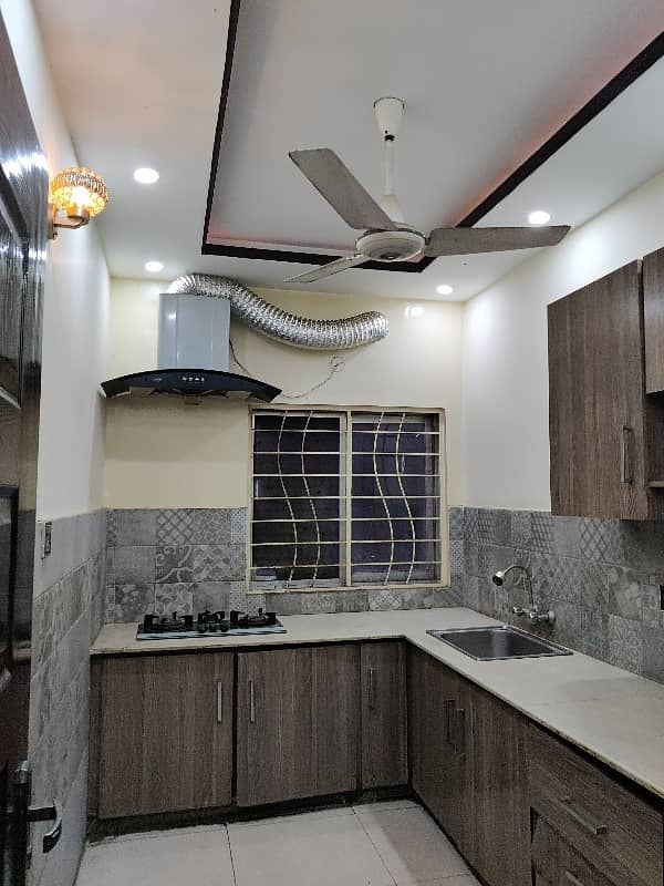 10 Marla Upper Portion For Rent 2