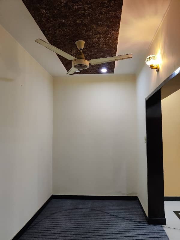 10 Marla Upper Portion For Rent 4