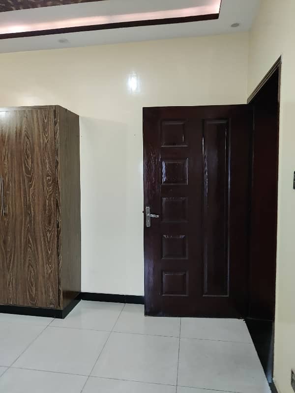 10 Marla Upper Portion For Rent 15