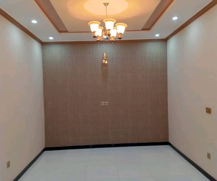 Lower Portion Of 5 Marla In Johar Town For rent 1