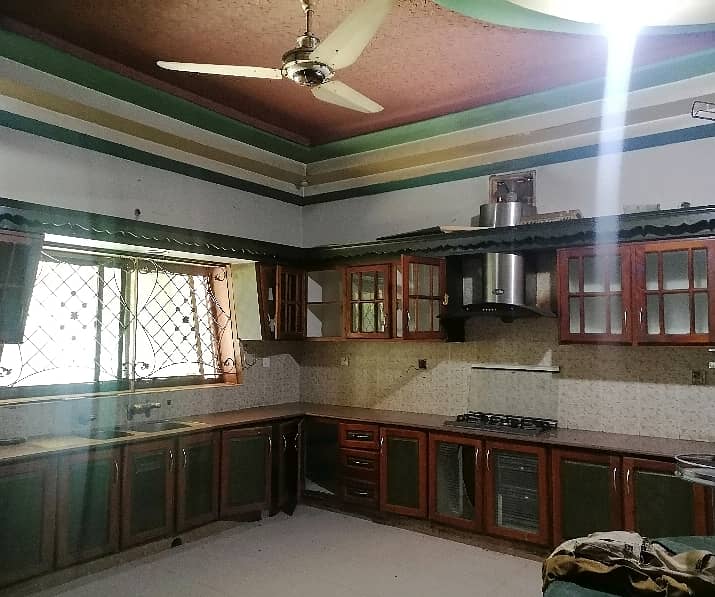 Spacious Upper Portion Is Available For rent In Ideal Location Of Johar Town 2