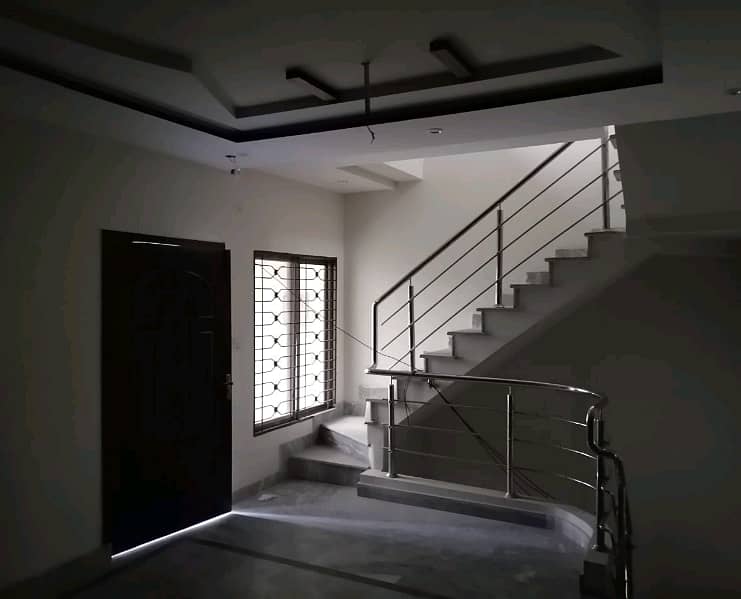 5 Marla House For sale In Johar Town 3