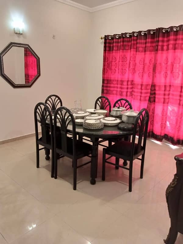 10 Marla corner House For Sale In umer Block Allama Iqbal town 1