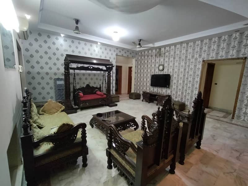 10 Marla corner House For Sale In umer Block Allama Iqbal town 14