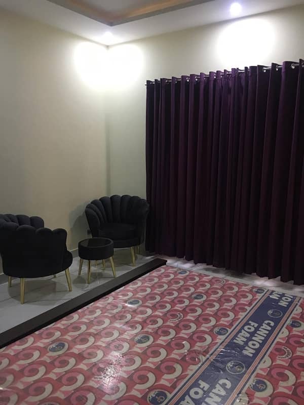 10 Marla Corner House For Sale In Allama Iqbal Town 11