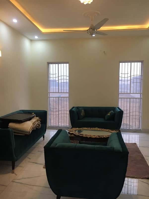 10 Marla Corner House For Sale In Allama Iqbal Town 14