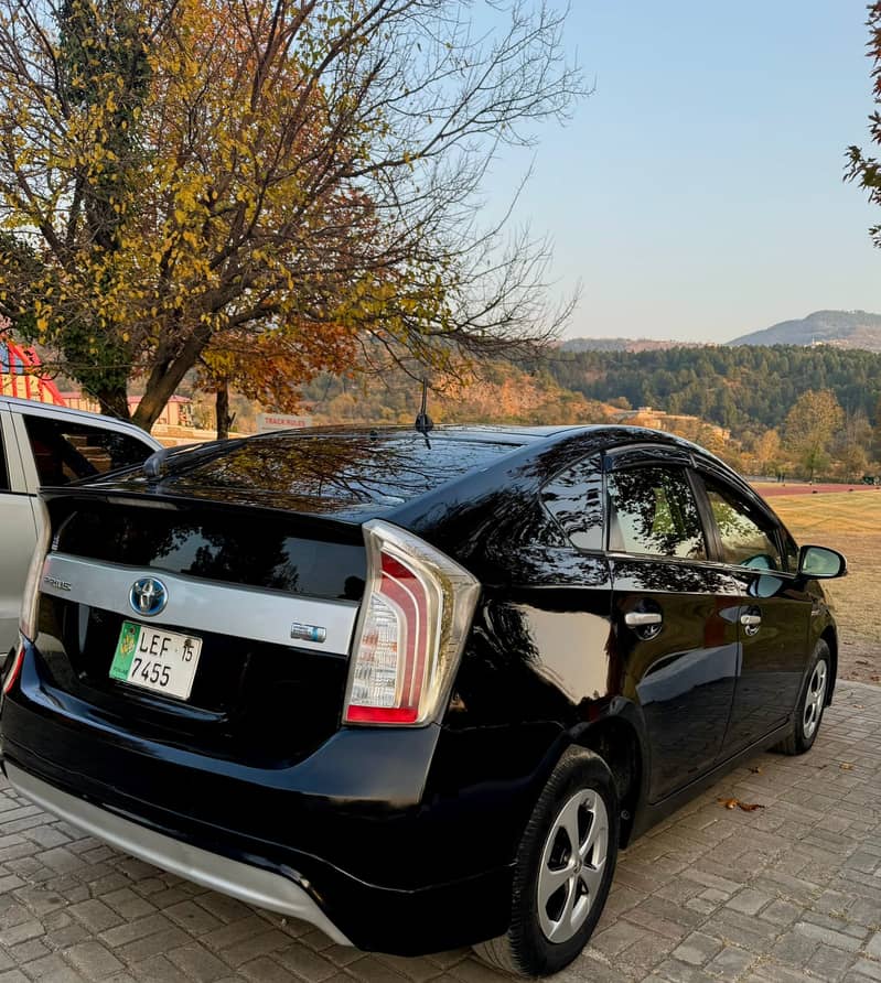 Toyota Prius S 1.8 2013 Model 1