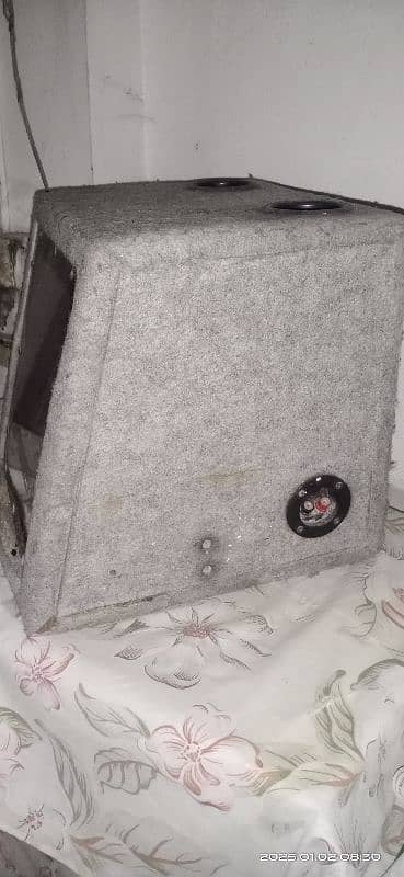 sub woofer and amplifier 2