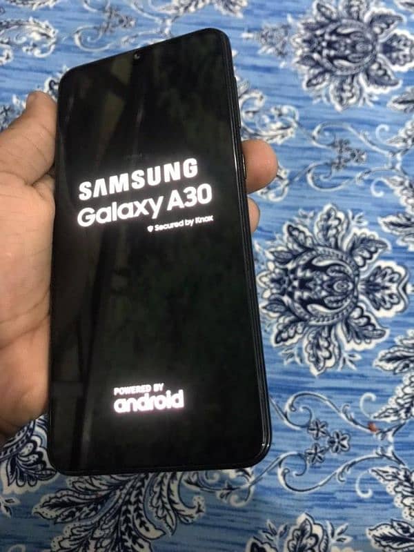 Samsung A30 4/64 official PTA 2