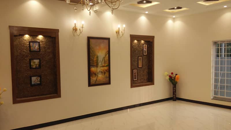 5 MARLA BRAND NEW HOUSE FOR SALE IN SECTOR D BAHRIA TOWN LAHORE 1