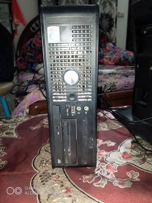 Dell Gaming PC and New LCD Mouse keyboard 2