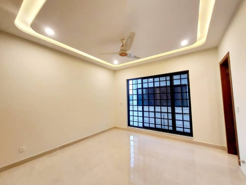 Spacious 5 Marla Family Home In Citi Housing Jhelum 16