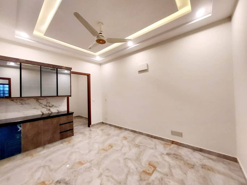 Spacious 5 Marla Family Home In Citi Housing Jhelum 17