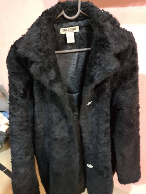 black fur wniter coat 1