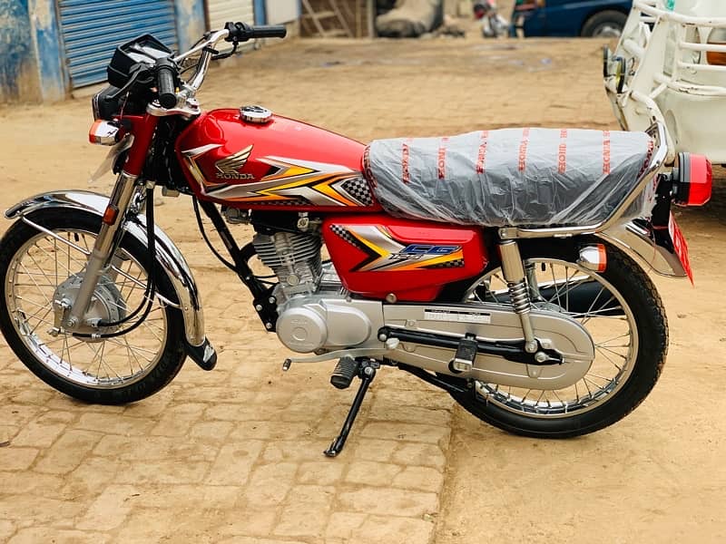 Honda CG 125 Showroom condition 3