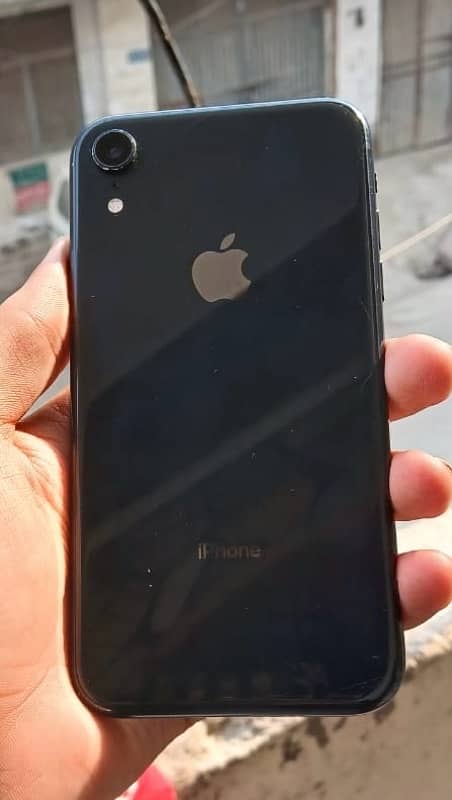 Iphone XR 64 gb jv black colour  battery 86 just non water pack all ok 0