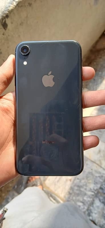 Iphone XR 64 gb jv black colour  battery 86 just non water pack all ok 5