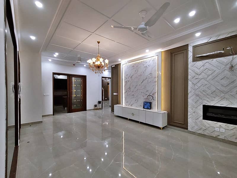 20 Marla Super Hot Located Bungalow A/c Install Is Available For Rent In The Best Block Of DHA 6 Lahore 7