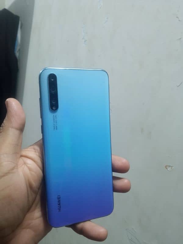 Huawei Y8P 6 128 with box 2