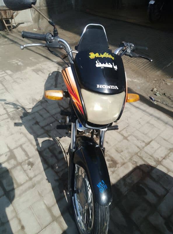 Honda pridor 100. cc . 2018 7