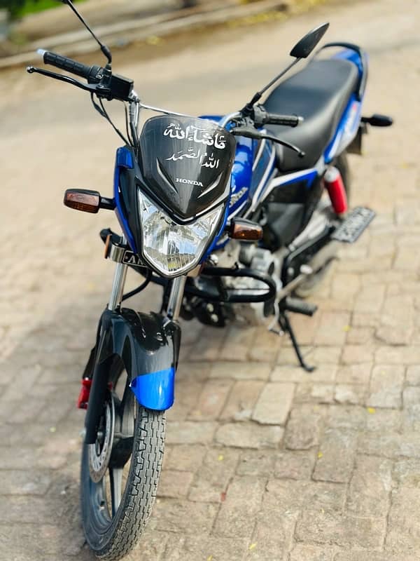 Honda CB 125F 2022 Model Colour Blue  what’s app no 03461472164 2