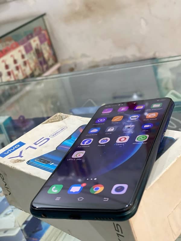 Vivo Y15 3