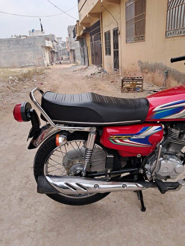 Honda 125 2022 model 10/08 19k driven 1