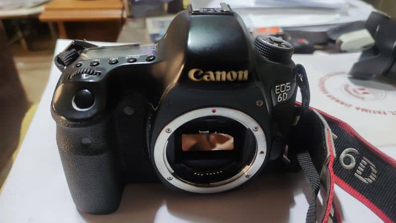 Canon 6D DSLR for Urgent Sale 9/10 6