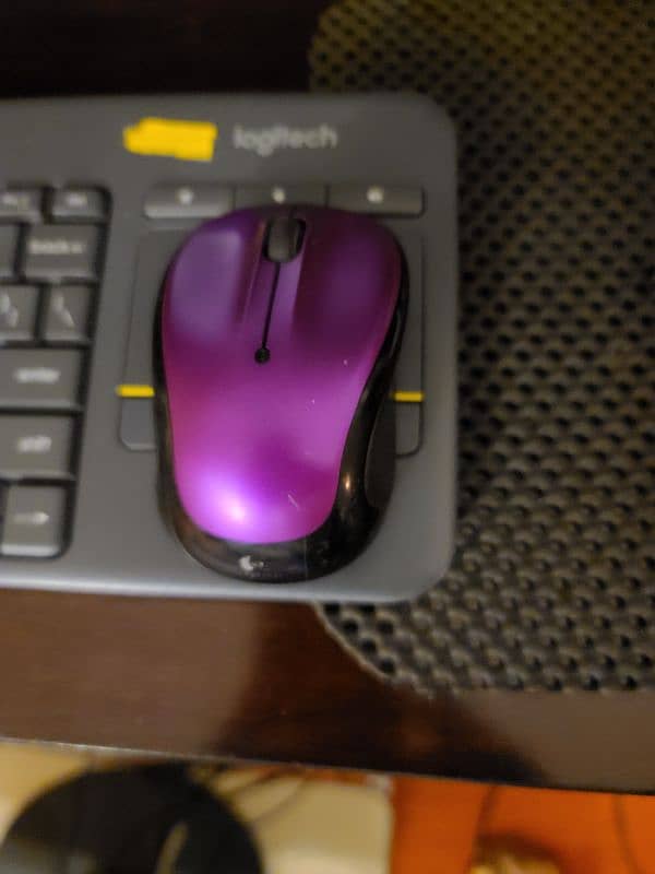 Wireless keyboard and Mouse 5