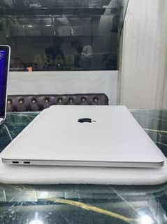 MacBook pro 2017