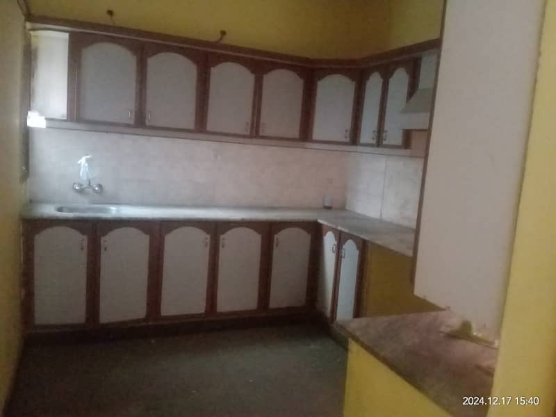 two bed dd portion for rent in johar 0