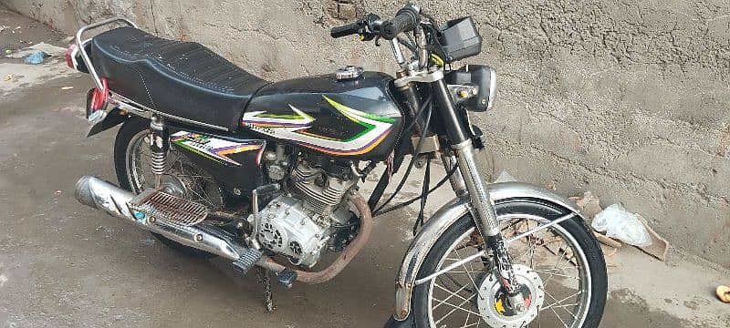 honda CG 125  black color 2