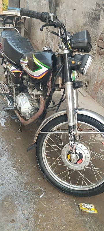 honda CG 125  black color 3