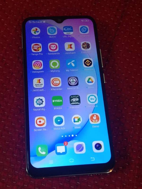 vivo y17.8/256gb pta approved 03476999167call/watsapp 4