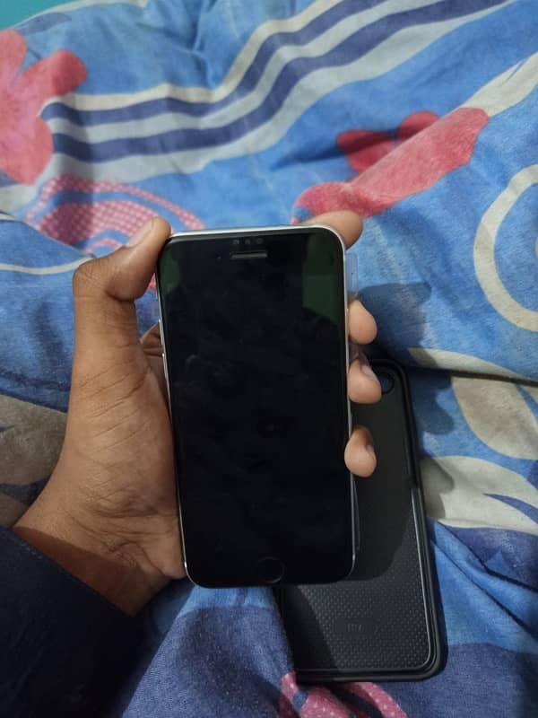 CHEAP IPHONE SE 2020 FOR SALE | URGENT SALE 1