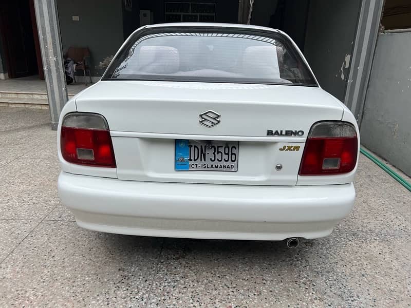 Suzuki Baleno 2003 4