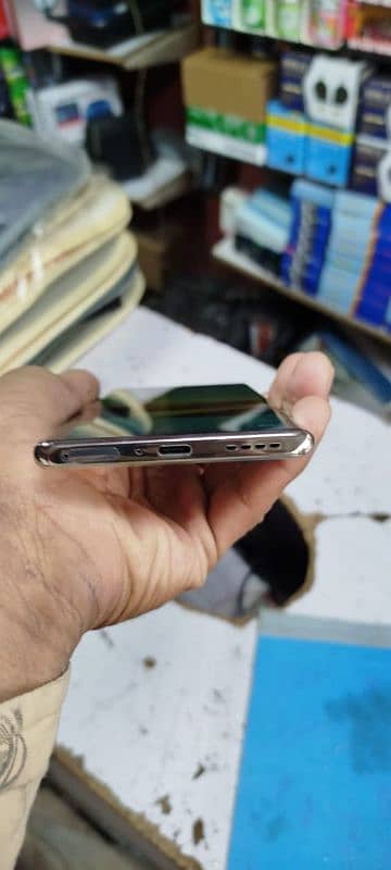 infinix note 40 pro for sale 3