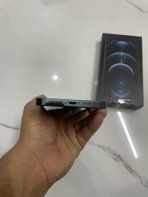 iphone 12 pro max 256gb storage dual sim PTA approved 4