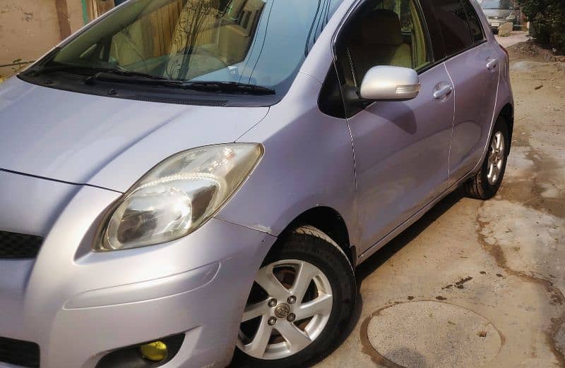 Toyota Vitz 2009/2013 B to B 2