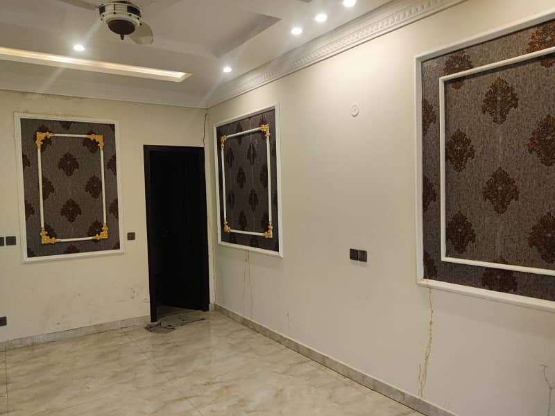 7 MARLA HOUSE FOR SALE M7A LAKECITY LAHORE 4