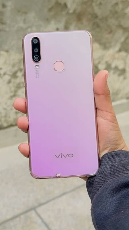 VIVO Y17 5