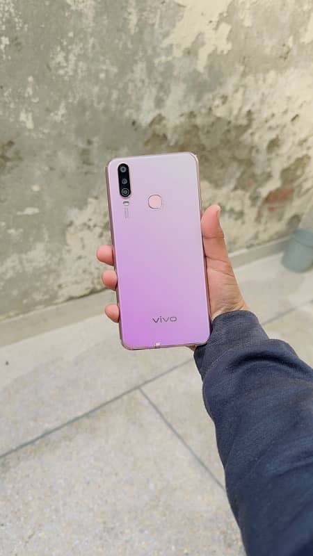 VIVO Y17 7