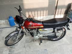 Honda 125s  21 model self start