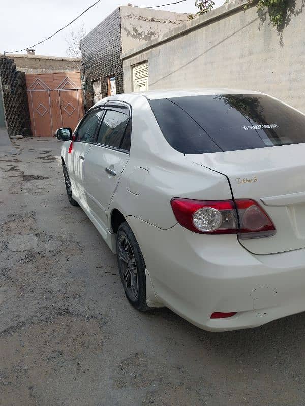 Toyota Corolla GLI 2011 13