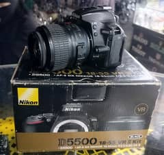 Nikon D5500 | 18-55mm Lens VR II | in good condition with box