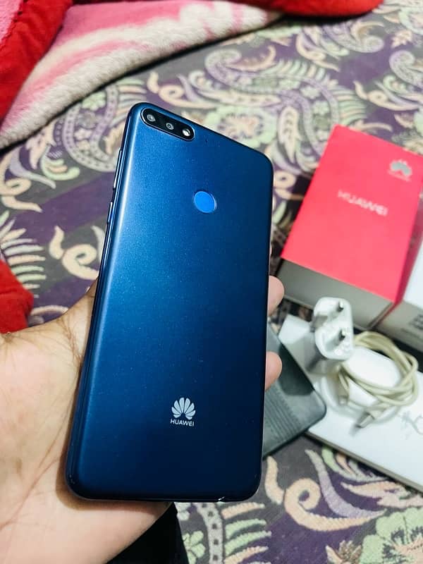 Huawei Y7 prime (3gb/32gb)urgent Sale. 0/3/0/6/4/3/9/8/4/3/0 1