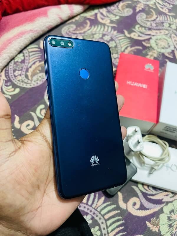 Huawei Y7 prime (3gb/32gb)urgent Sale. 0/3/0/6/4/3/9/8/4/3/0 15