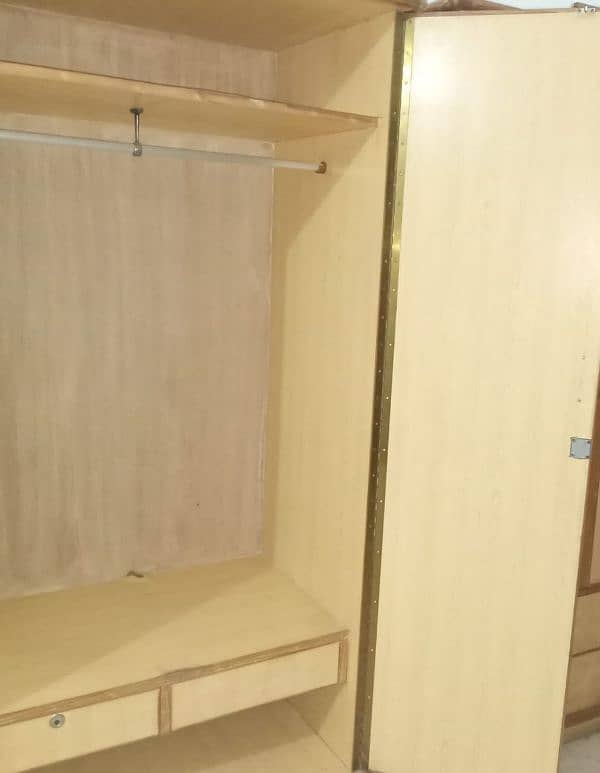 wooden wardrobe 4