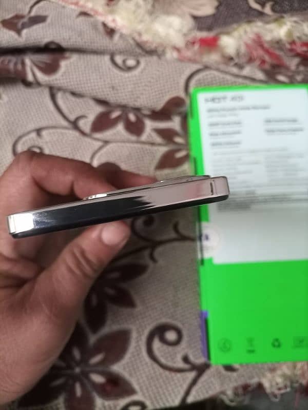 INFINIX HOT 40 i 8+8GB RAM 128GB MEMORY. whtsapp nmbr  03105055013 2