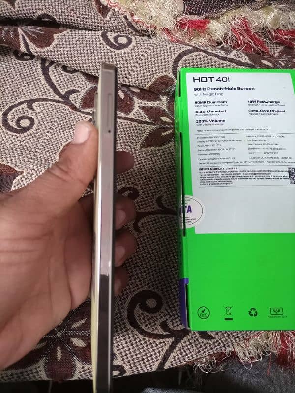 INFINIX HOT 40 i 8+8GB RAM 128GB MEMORY. whtsapp nmbr  03105055013 6